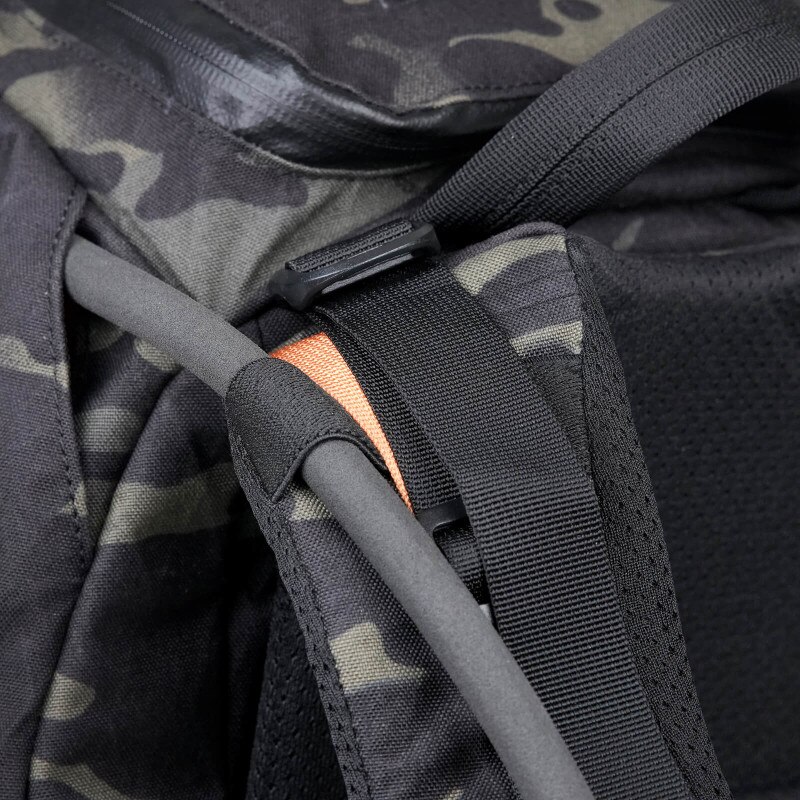 The Spartan - Multicam Black (Detail, Hydro Port)